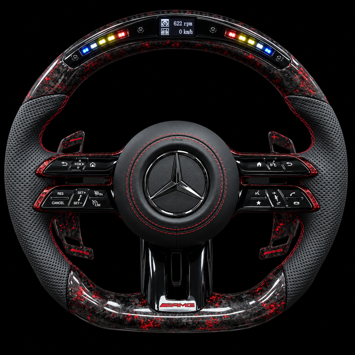 Volant Mercedes AMG en carbone forgé rouge avec LED intégrées allumées — vue de face